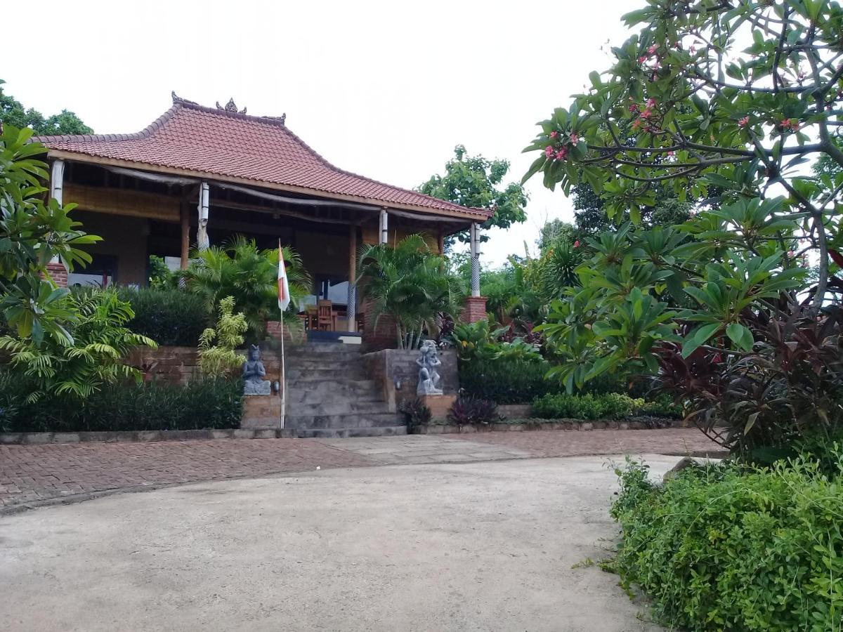 Eliska Sari Bungalows Sumberkima Пемутеран Экстерьер фото